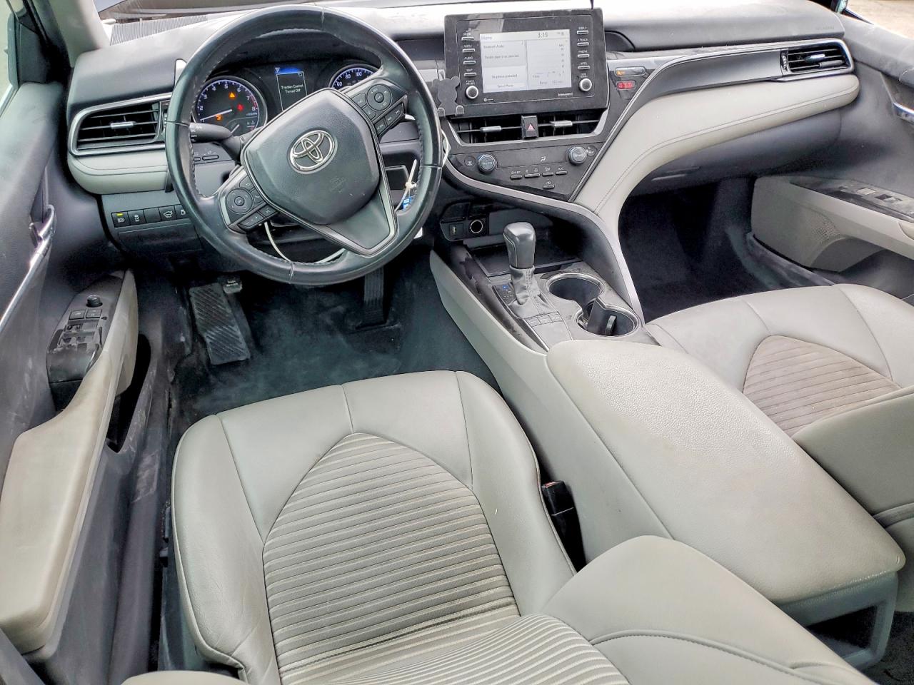 2022 TOYOTA CAMRY SE photo 8