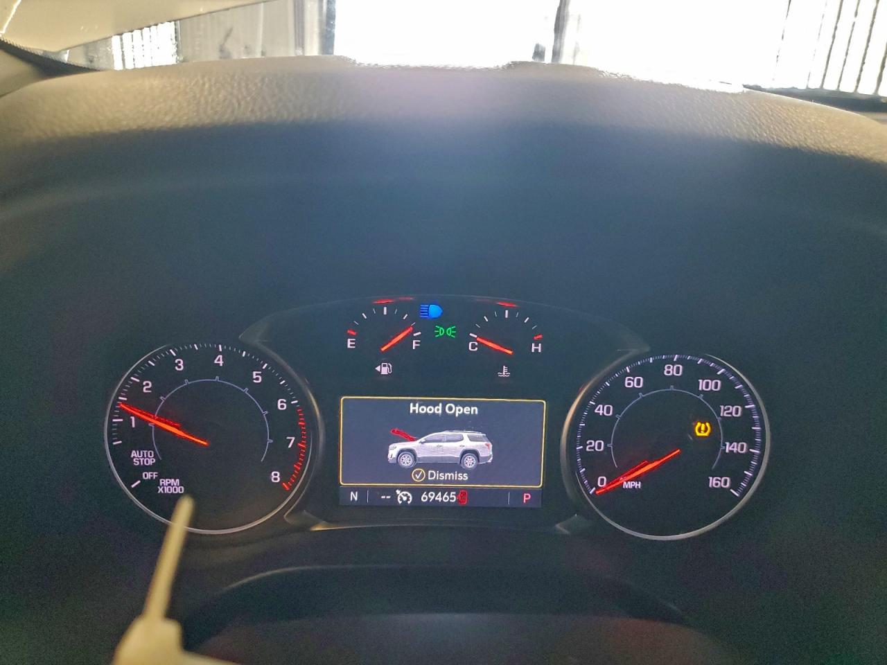 2023 GMC ACADIA SLT photo 9