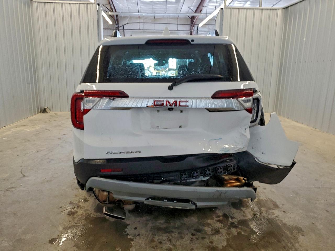 2023 GMC ACADIA SLT photo 6