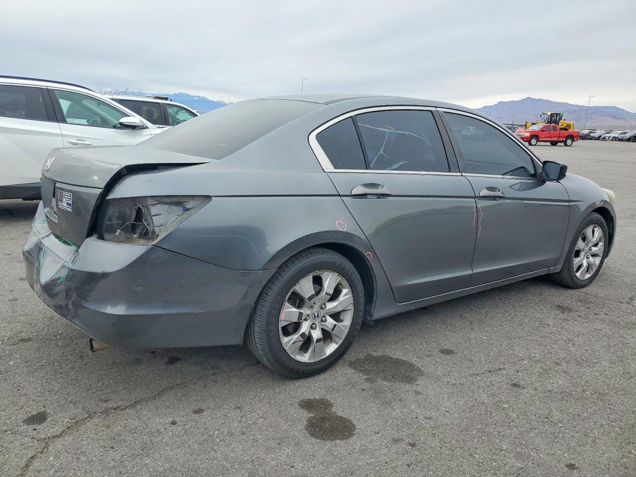 2010 HONDA ACCORD LX photo 3