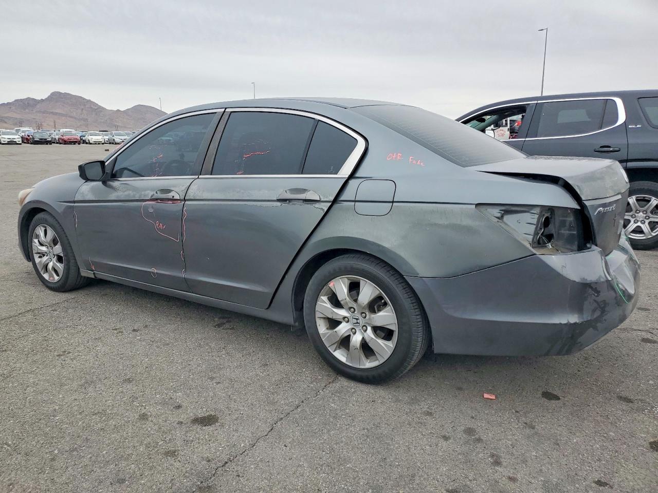 2010 HONDA ACCORD LX photo 2