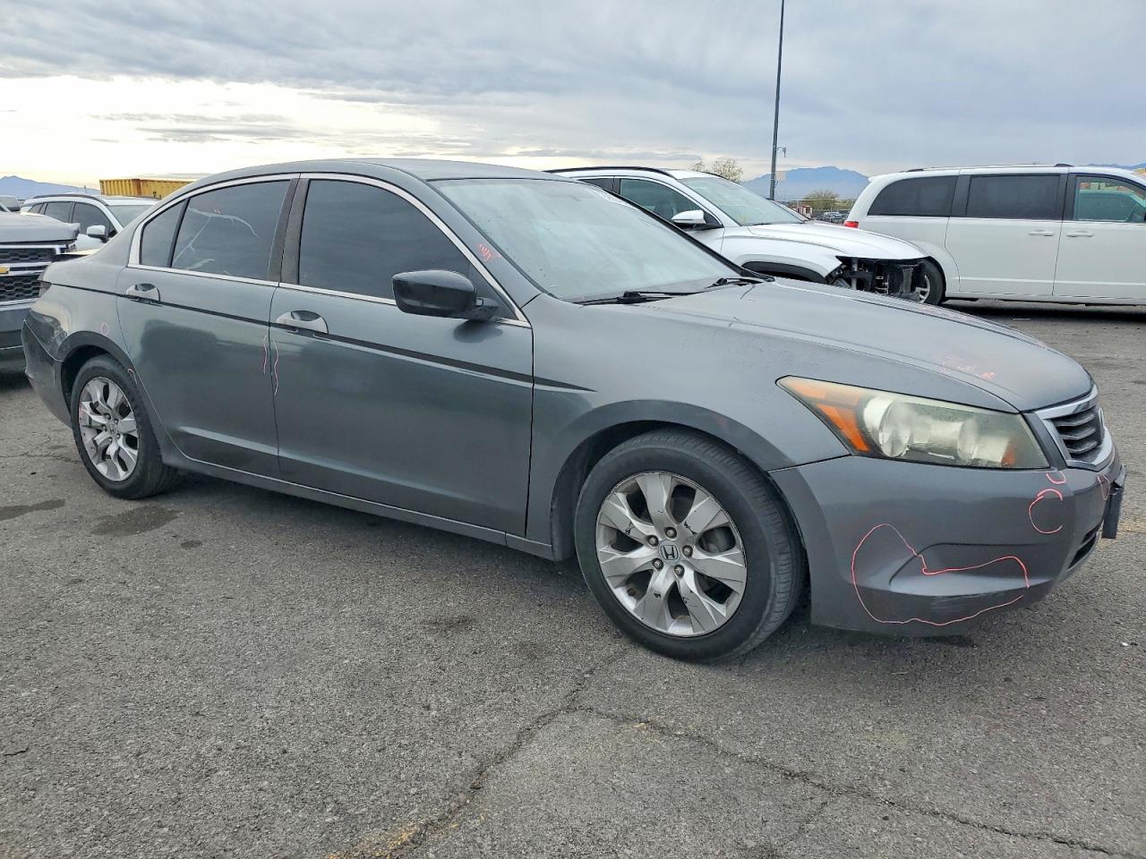 2010 HONDA ACCORD LX photo 4