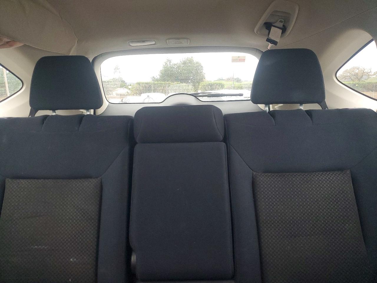 2016 HONDA CR-V LX photo 10