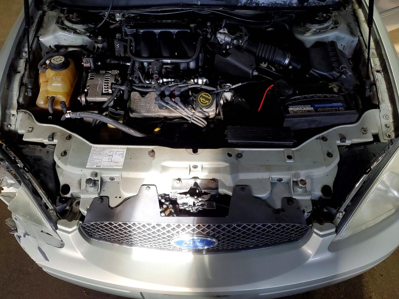 2004 FORD TAURUS SE photo 11