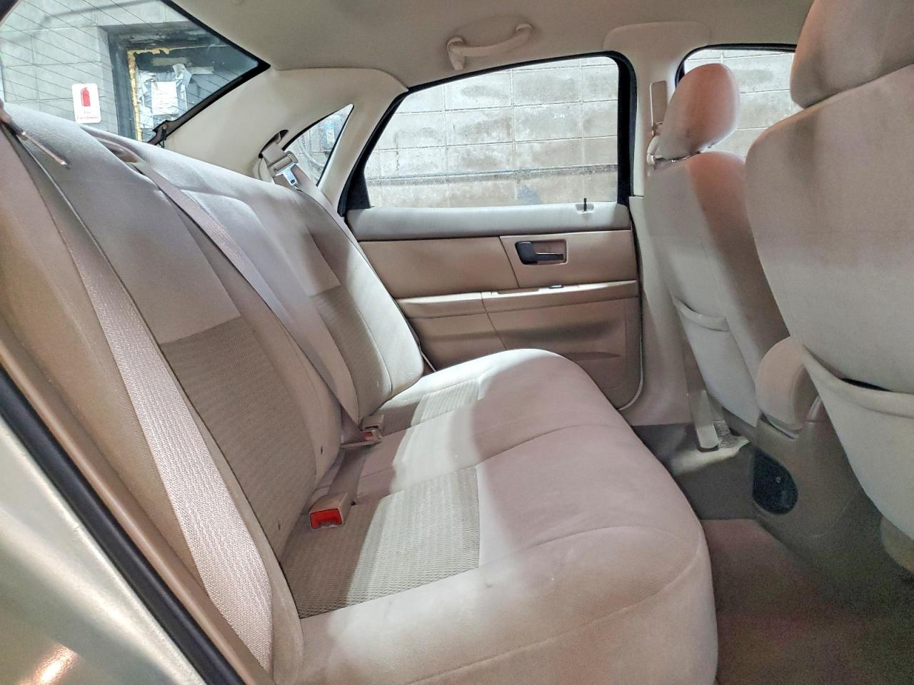 2004 FORD TAURUS SE photo 10