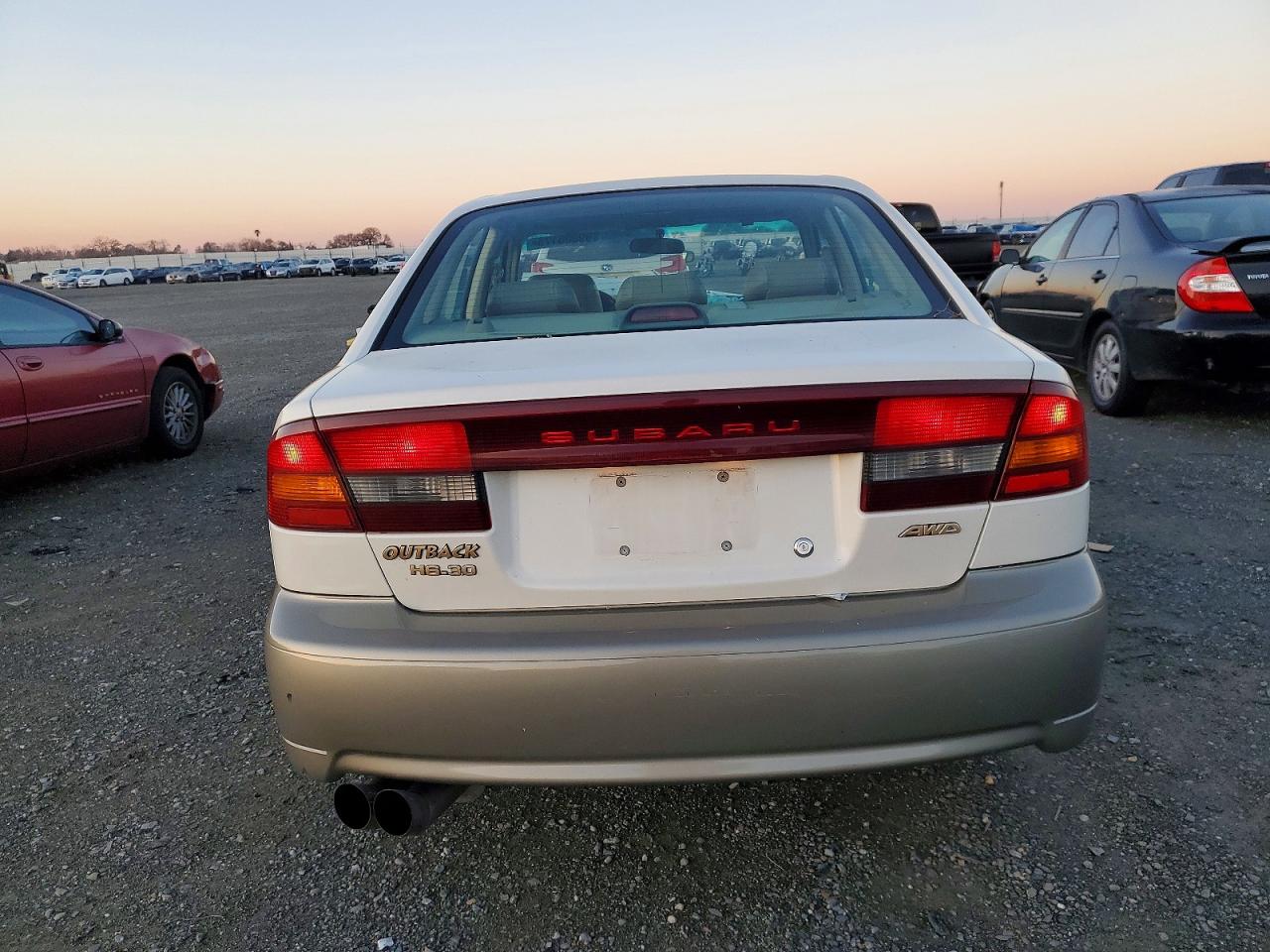 2002 SUBARU LEGACY OUTBACK 3.0 H6 photo 6