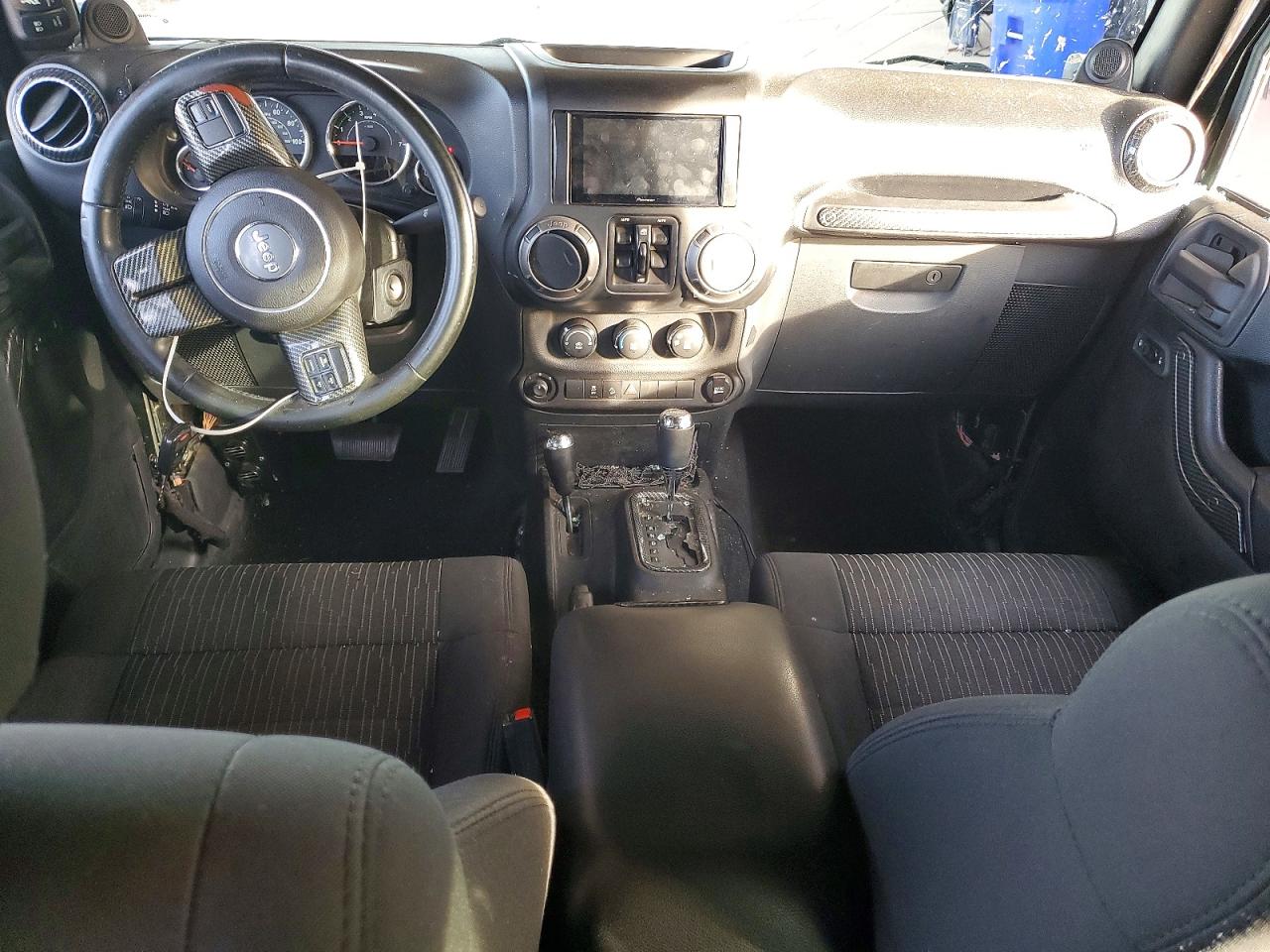 2011 JEEP WRANGLER UNLIMITED SPORT photo 8