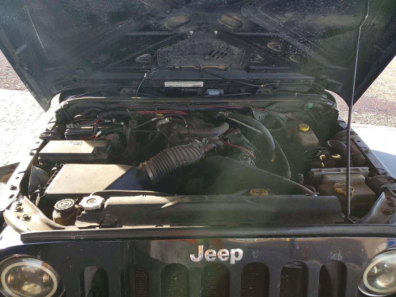 2011 JEEP WRANGLER UNLIMITED SPORT photo 11