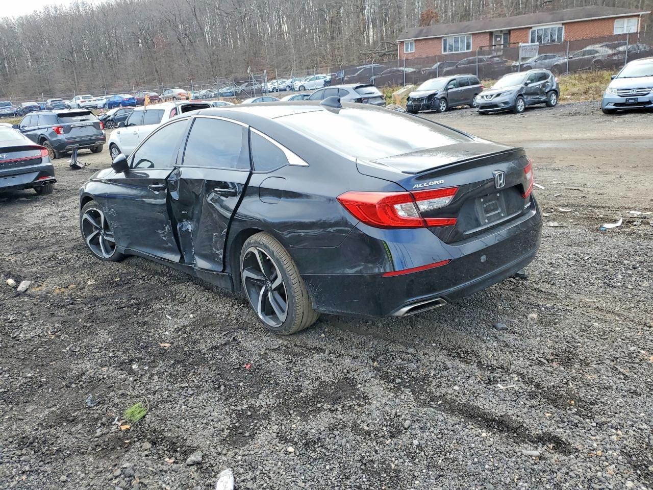 2020 HONDA ACCORD SPORT photo 2