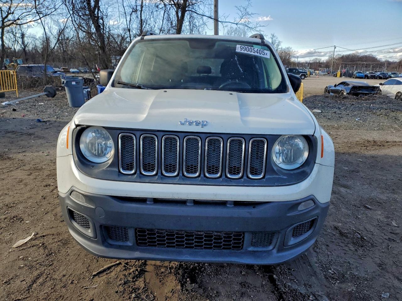 2017 JEEP RENEGADE SPORT photo 5