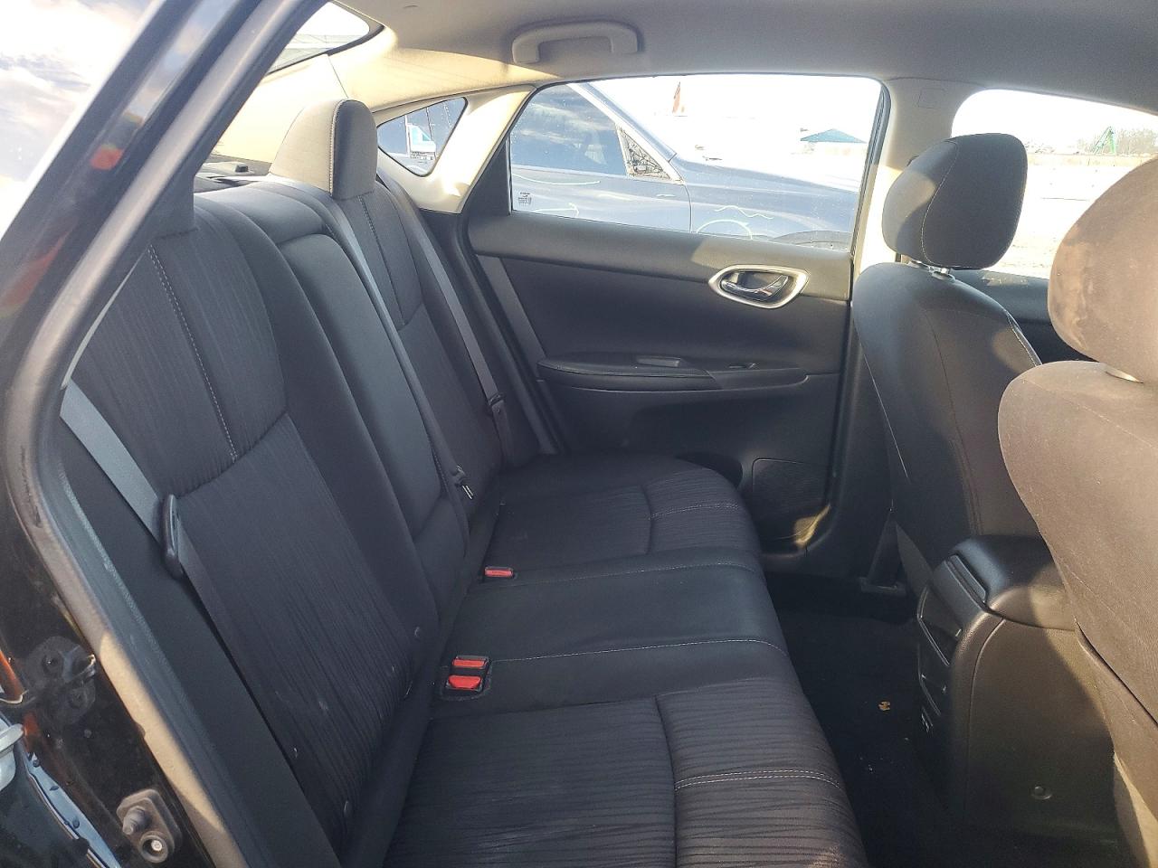 2018 NISSAN SENTRA S photo 19
