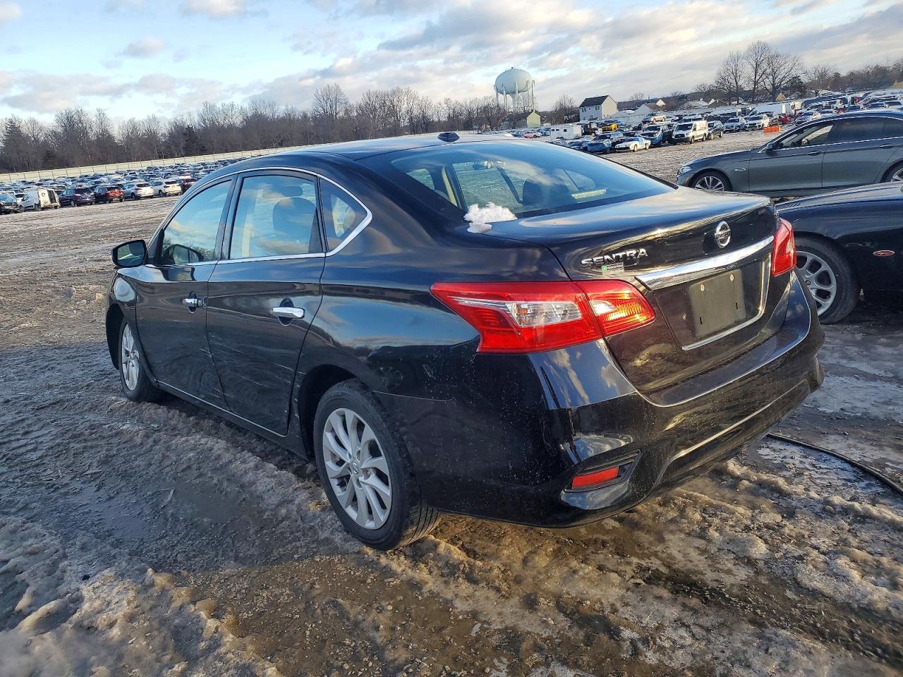 2018 NISSAN SENTRA S photo 3
