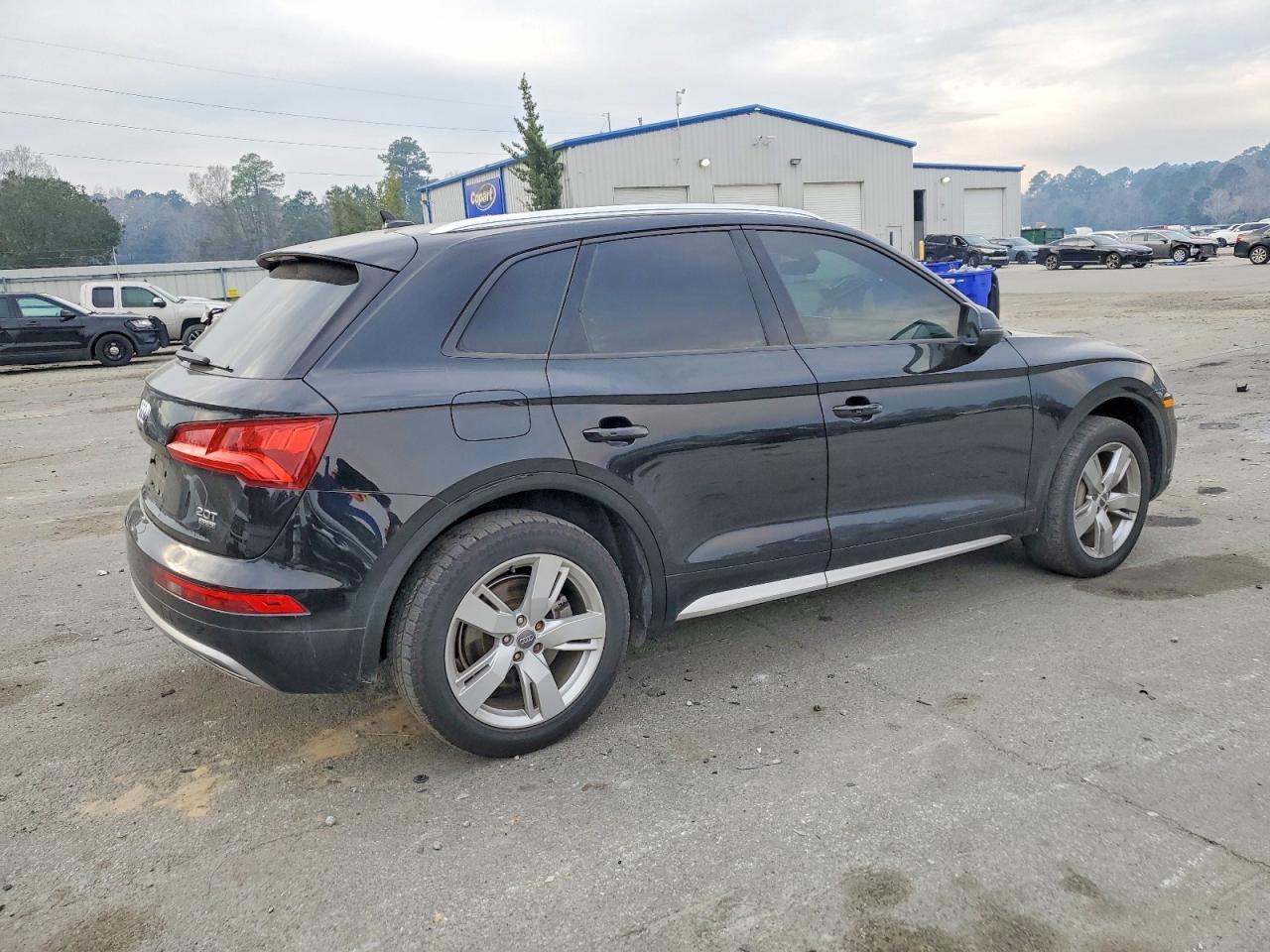 2018 AUDI Q5 PREMIUM photo 5