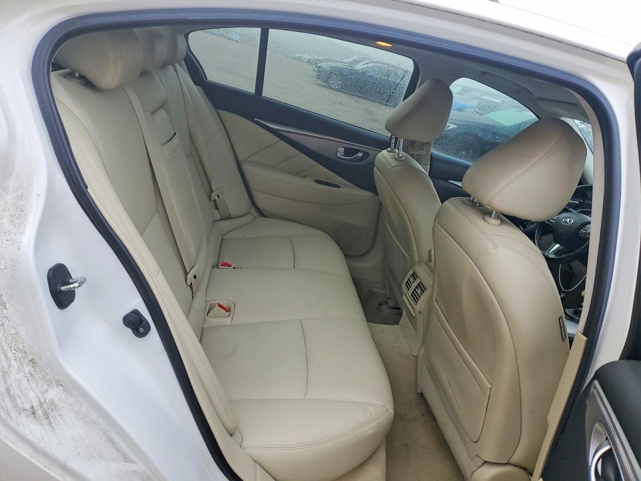 2015 INFINITI Q50 BASE photo 10