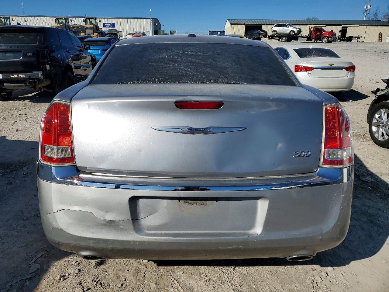 2014 CHRYSLER 300 photo 6