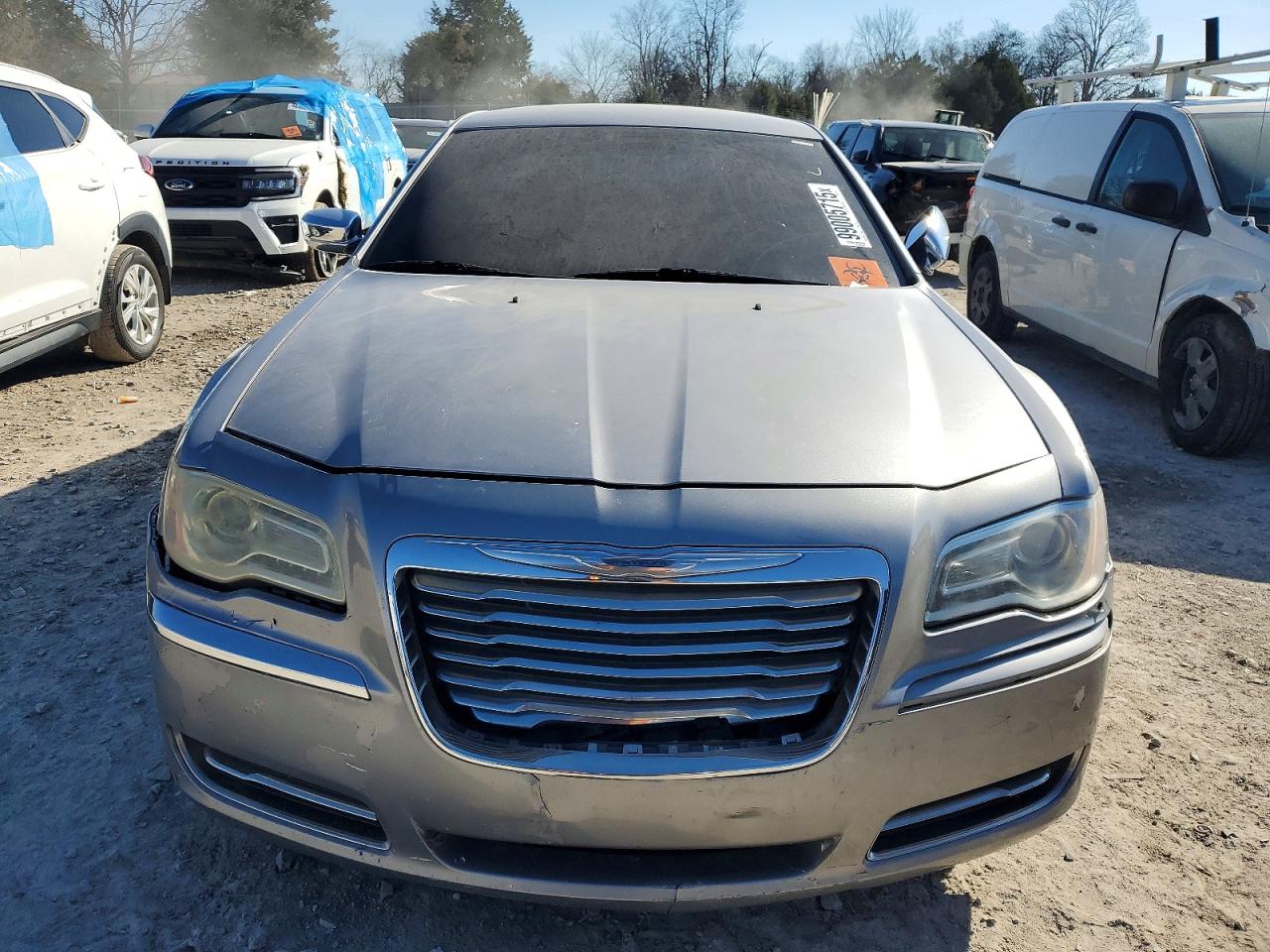 2014 CHRYSLER 300 photo 5