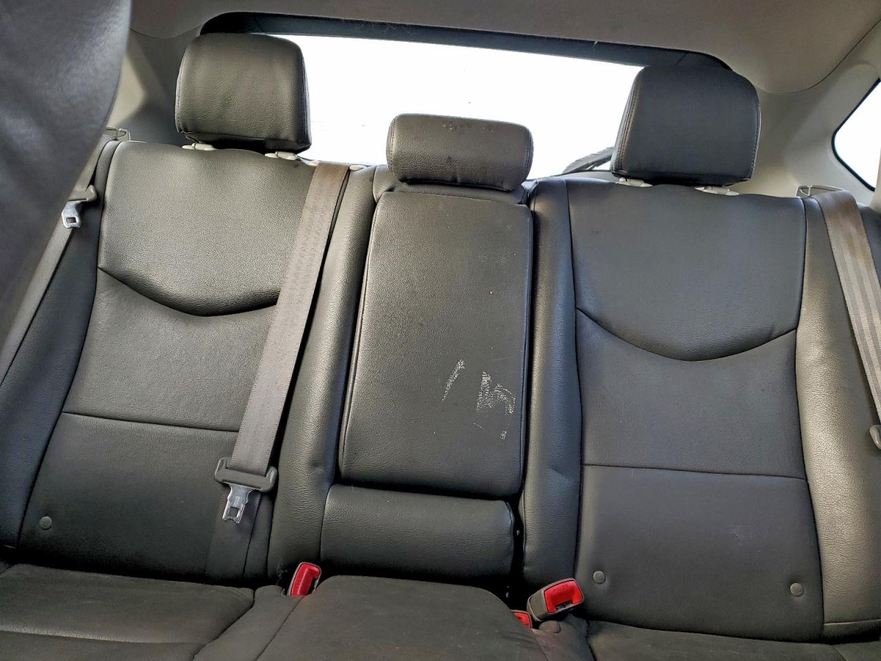 2012 TOYOTA PRIUS photo 10