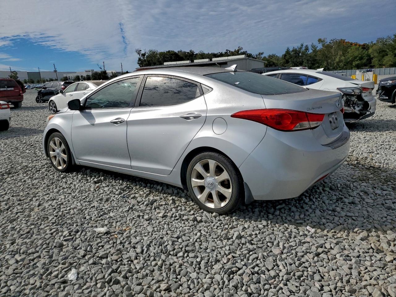2013 HYUNDAI ELANTRA GLS photo 2