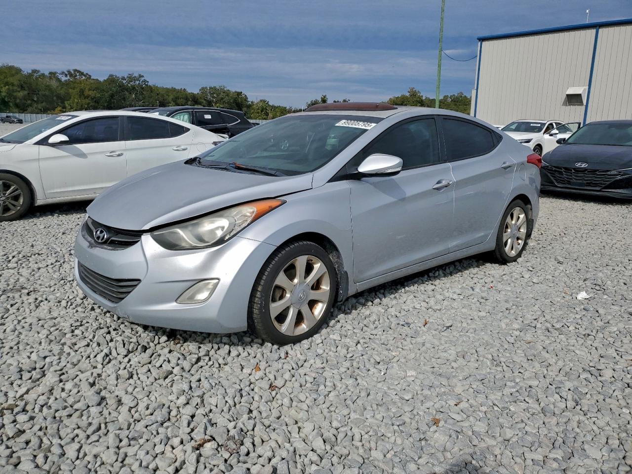 2013 HYUNDAI ELANTRA