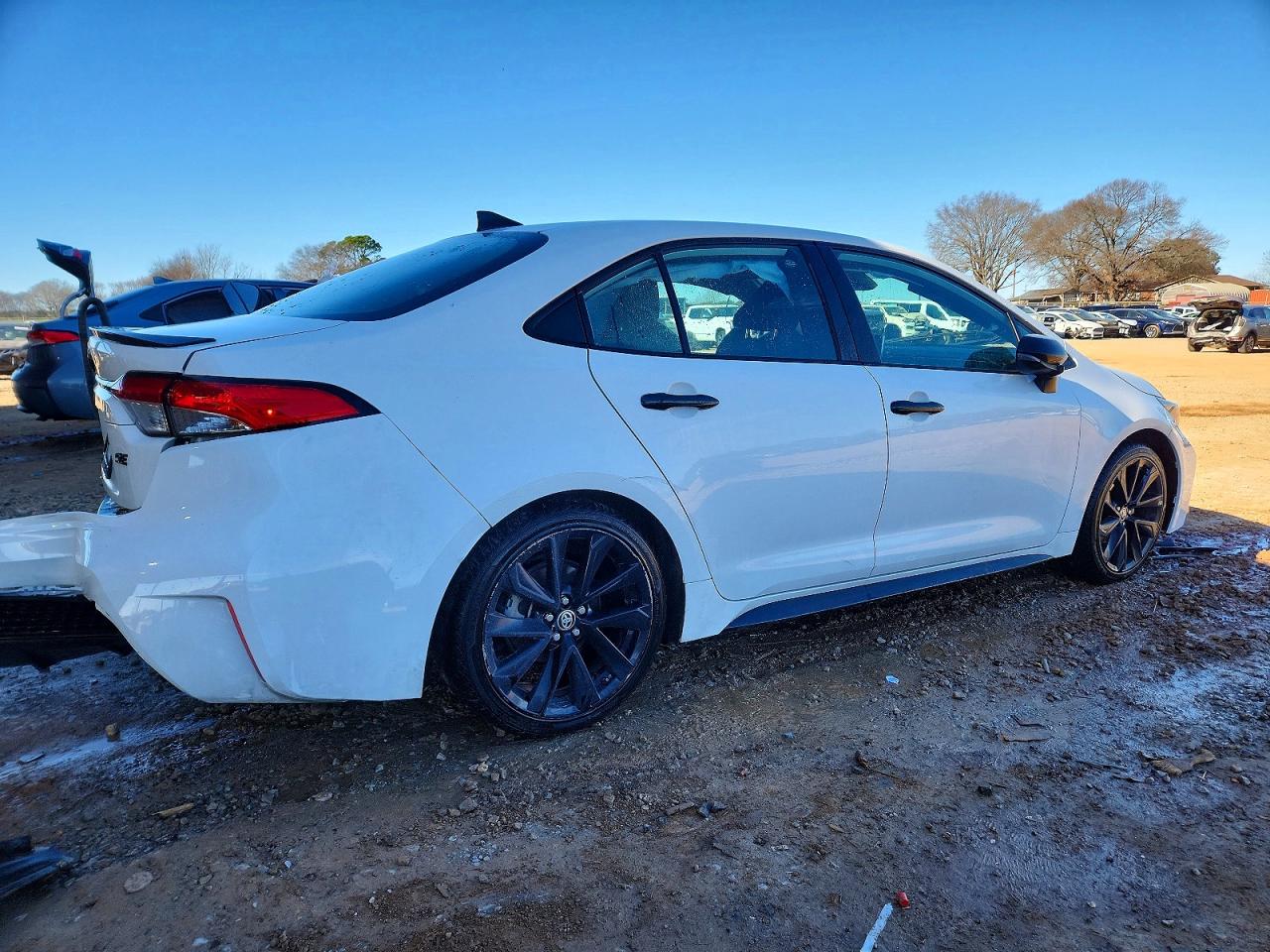 2021 TOYOTA COROLLA SE NIGHTSHADE EDITION photo 3