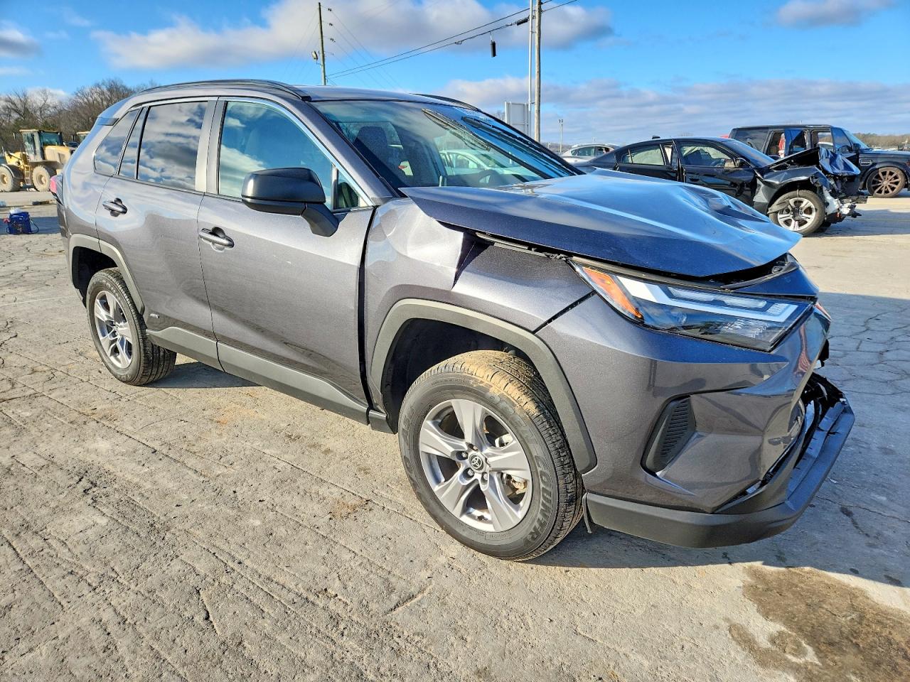 2025 TOYOTA RAV4 LE photo 4