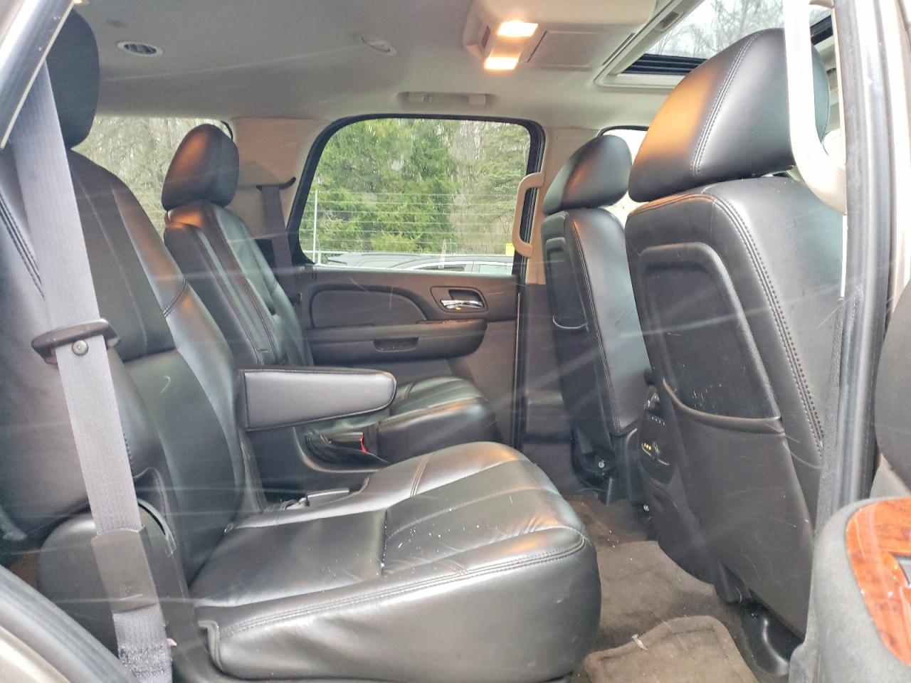 2011 CHEVROLET TAHOE K1500 LT photo 21