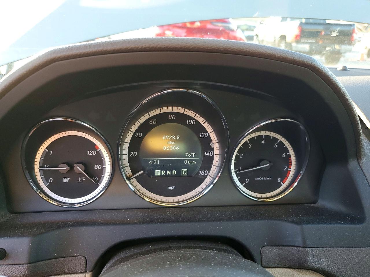 2010 MERCEDES-BENZ C 300 photo 9