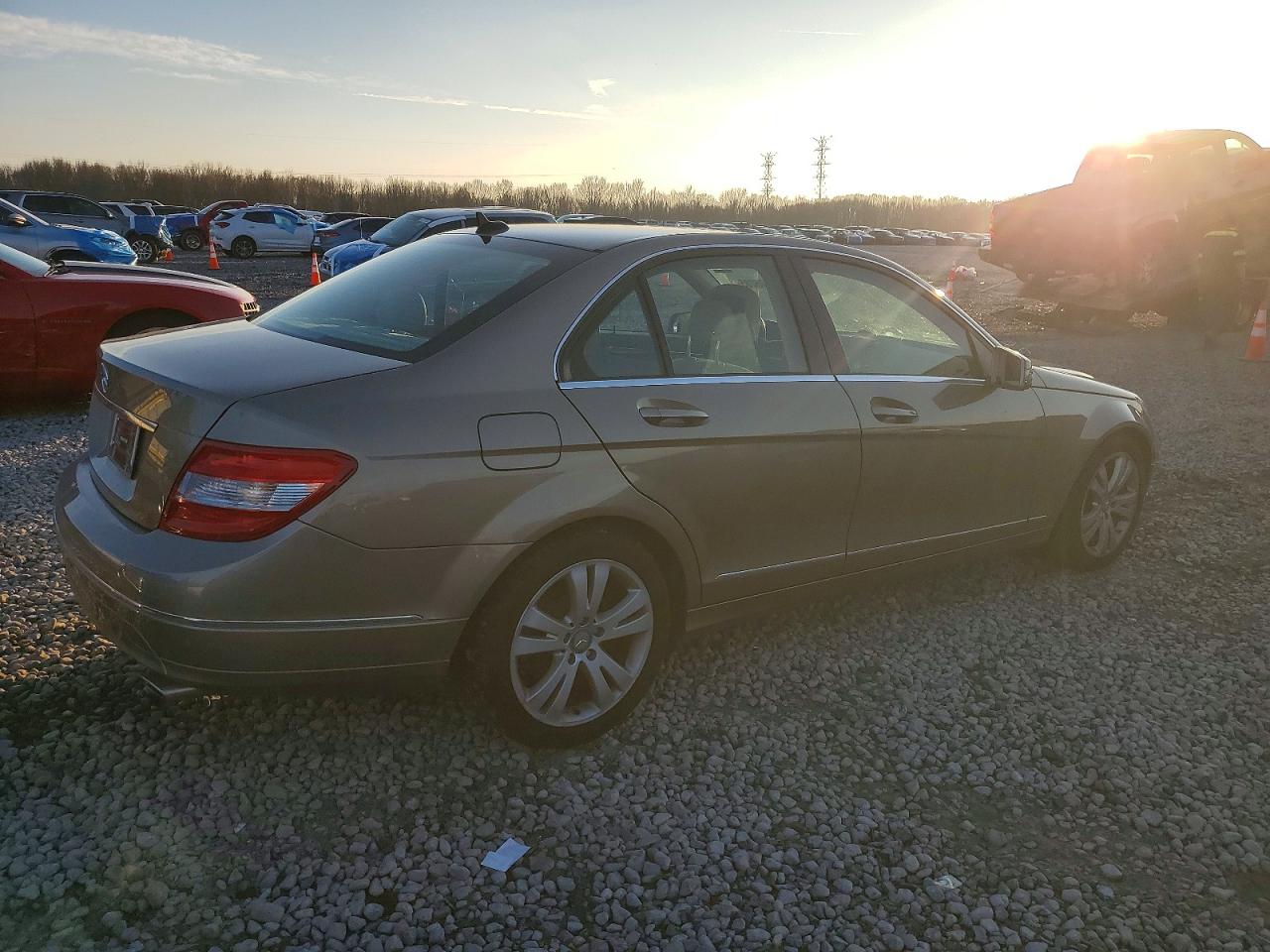 2010 MERCEDES-BENZ C 300 photo 3