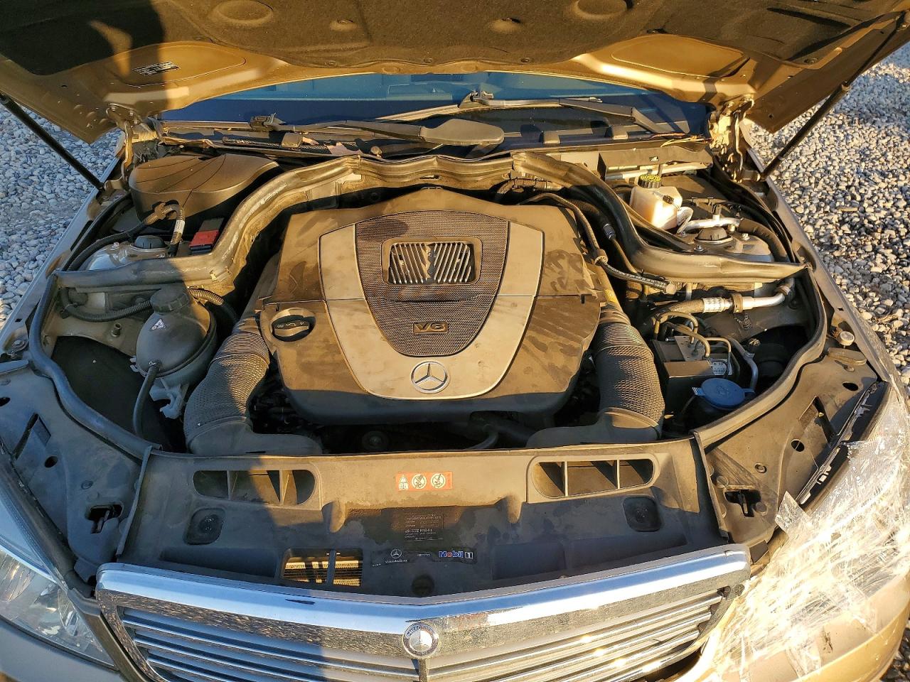 2010 MERCEDES-BENZ C 300 photo 11