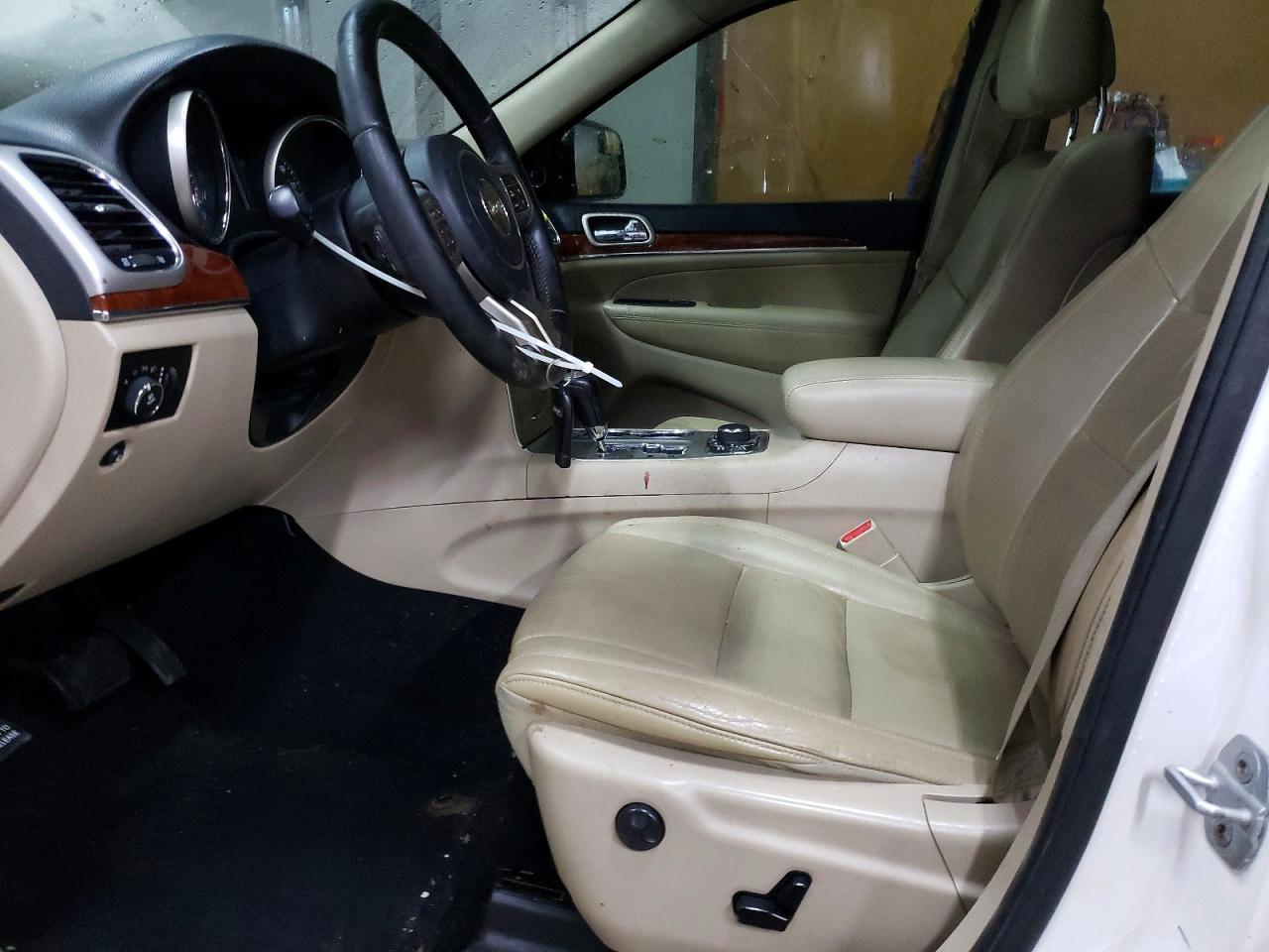 2012 JEEP GRAND CHEROKEE LIMITED photo 7
