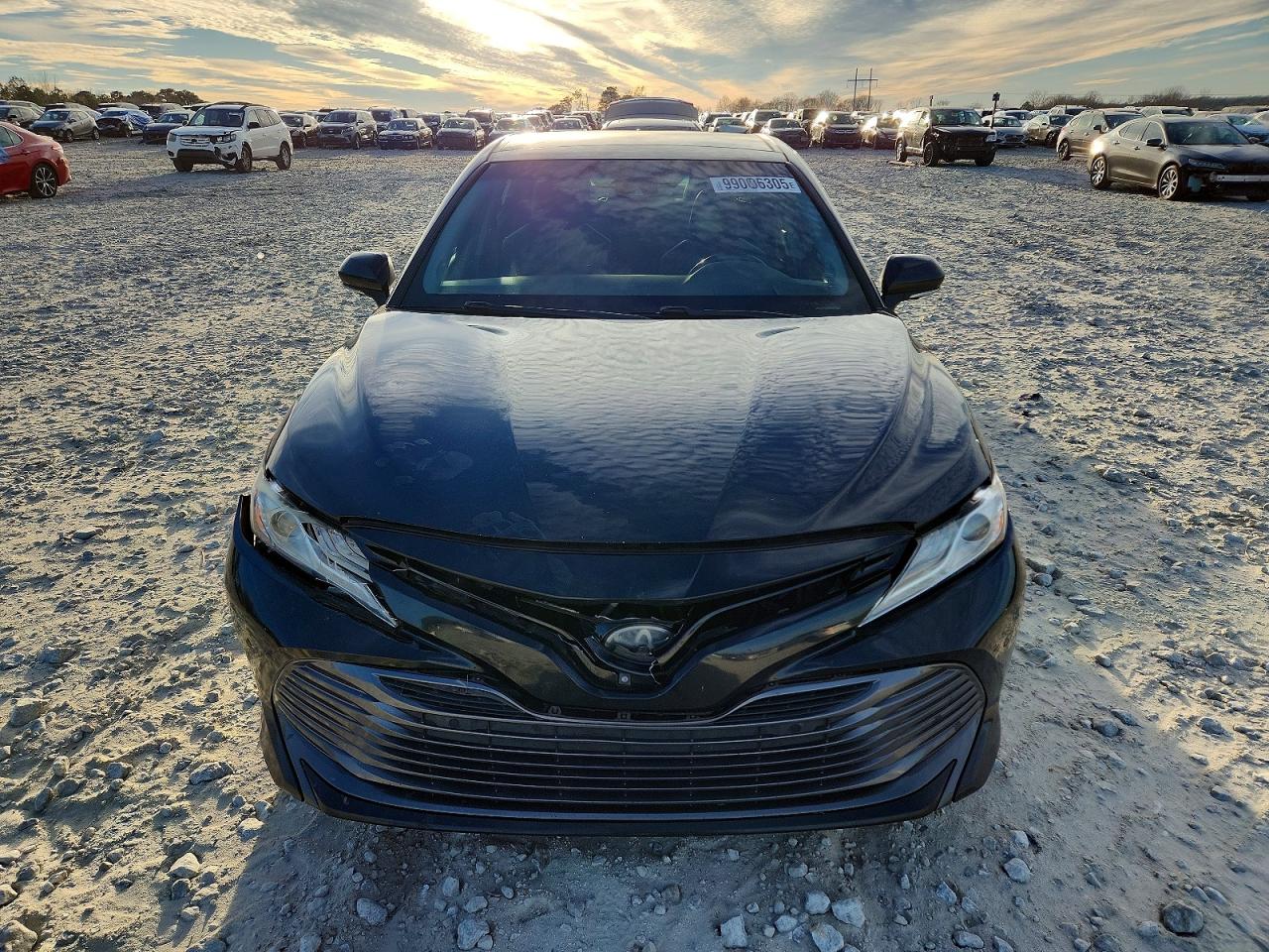 2018 TOYOTA CAMRY XSE photo 5