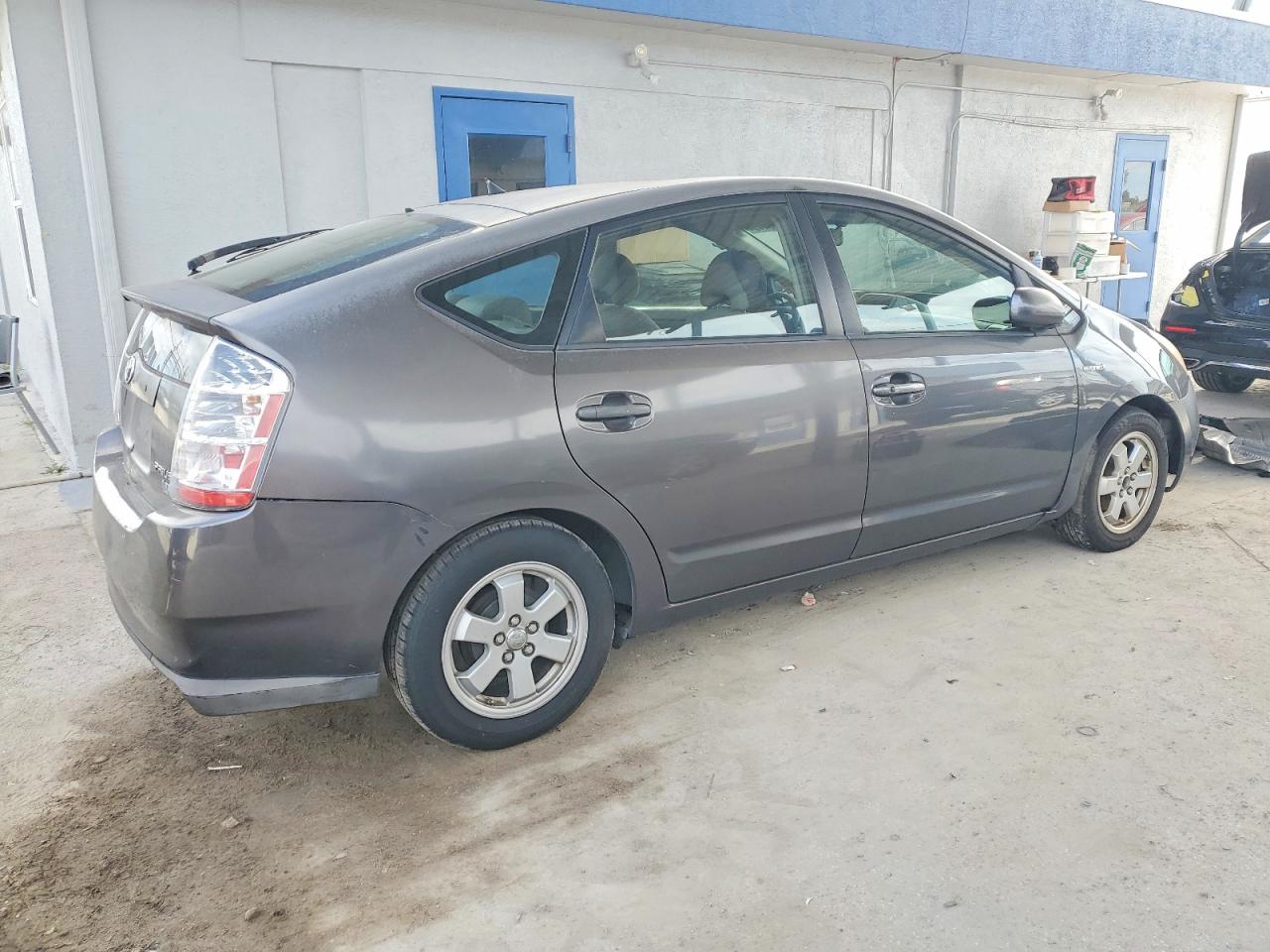 2009 TOYOTA PRIUS photo 3