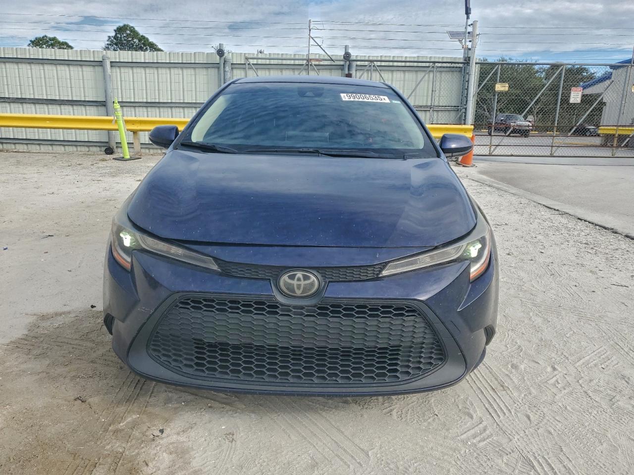 2020 TOYOTA COROLLA LE photo 5