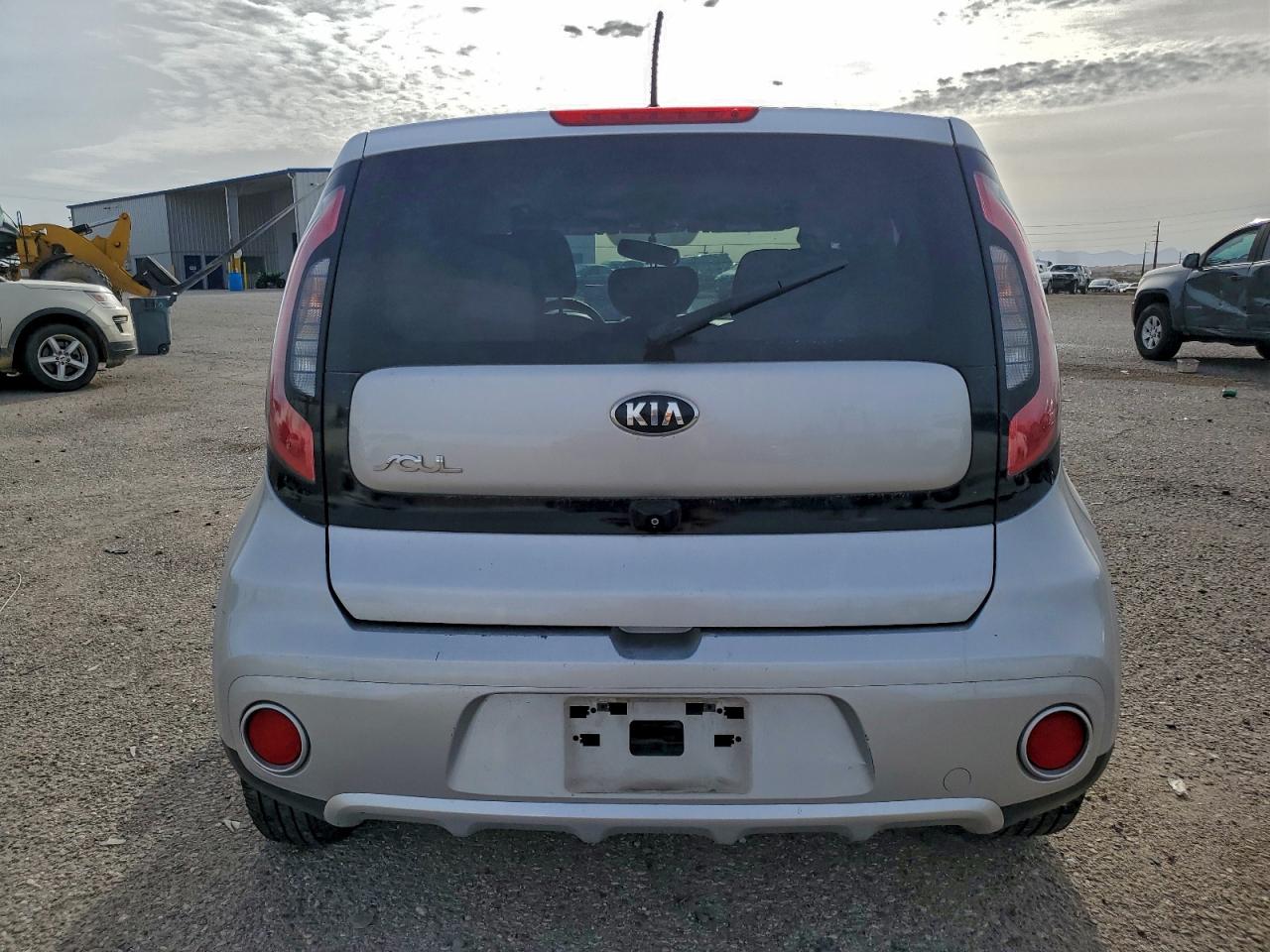 2018 KIA SOUL + photo 6