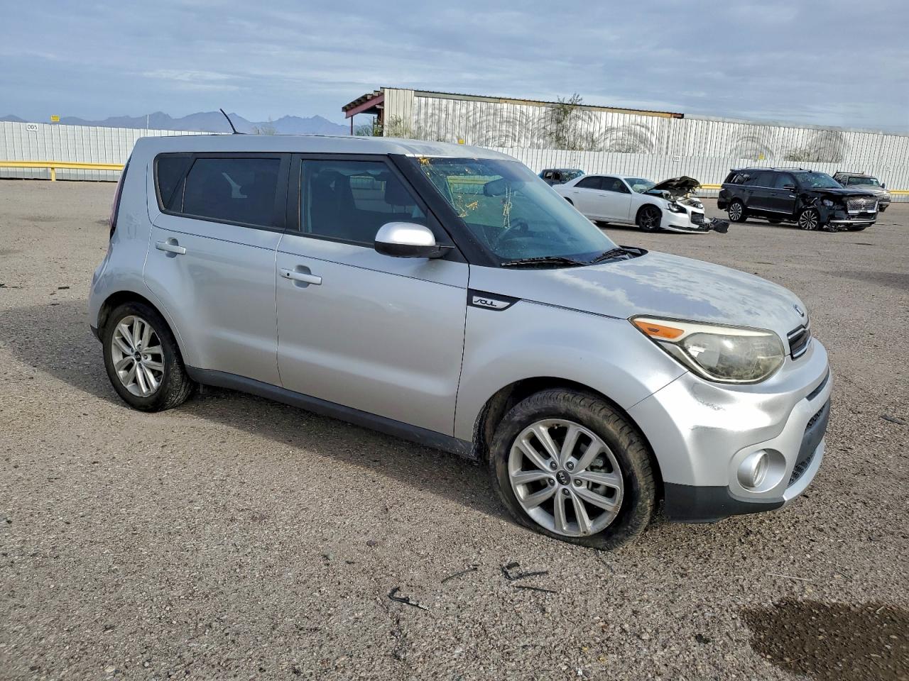 2018 KIA SOUL + photo 4