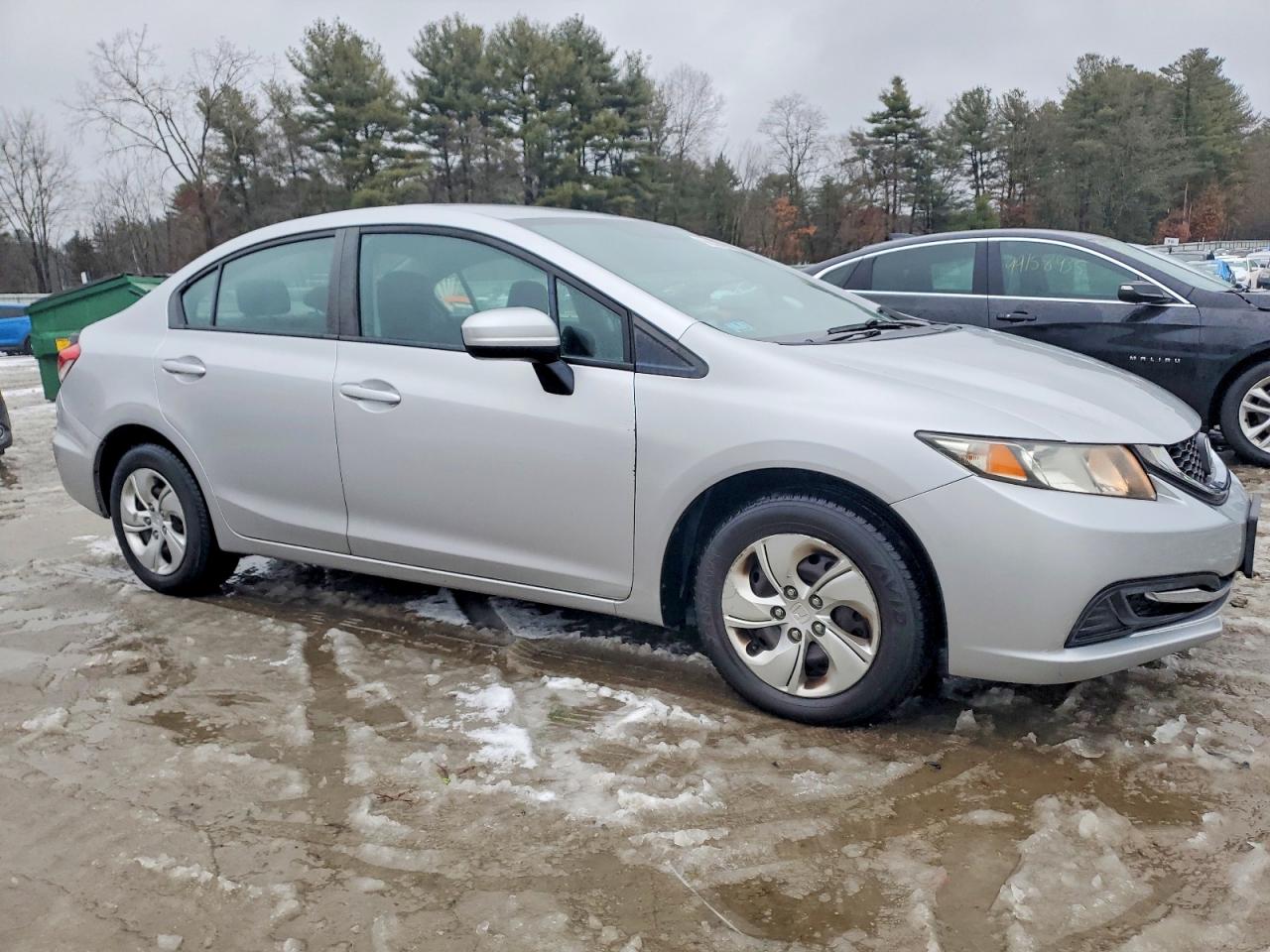 2015 HONDA CIVIC LX photo 4