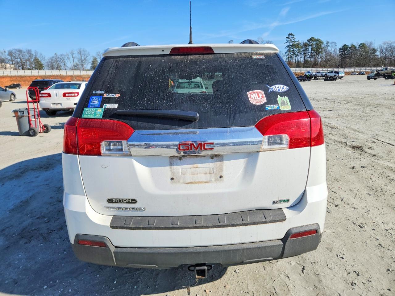 2012 GMC TERRAIN SLE photo 6