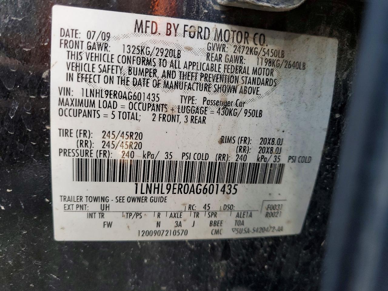 2010 LINCOLN MKS photo 12