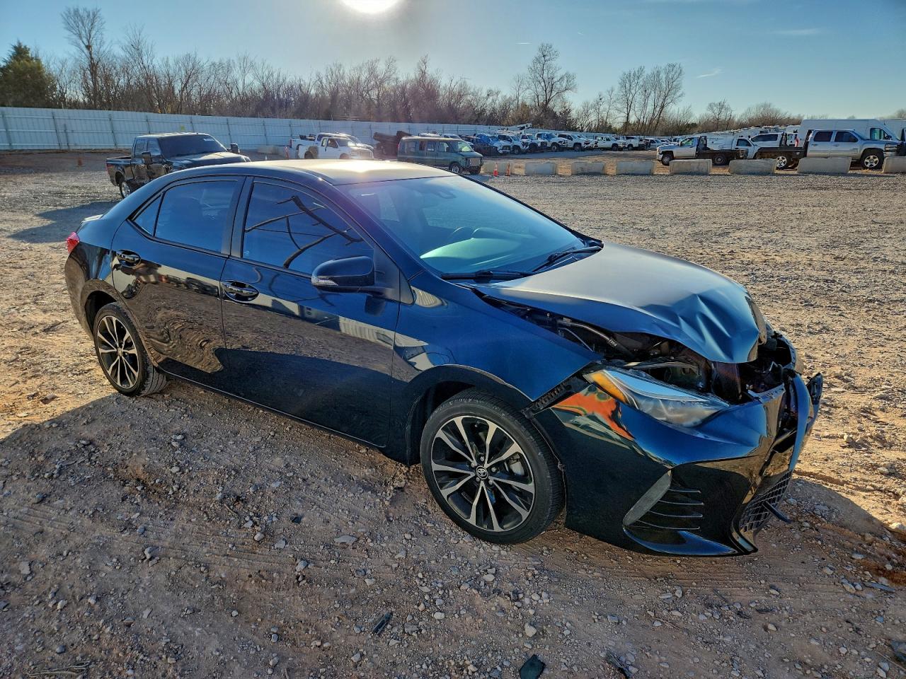 2017 TOYOTA COROLLA L photo 4