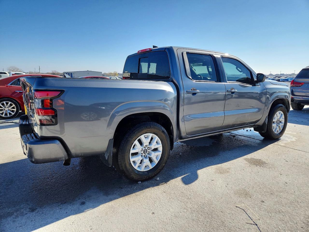 2024 NISSAN FRONTIER SV photo 3