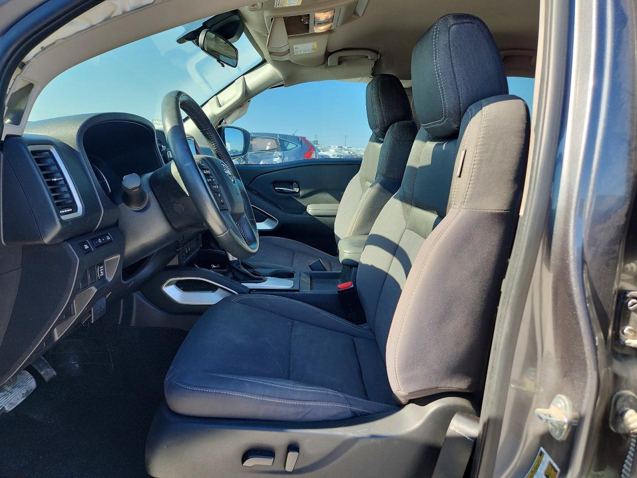 2024 NISSAN FRONTIER SV photo 7