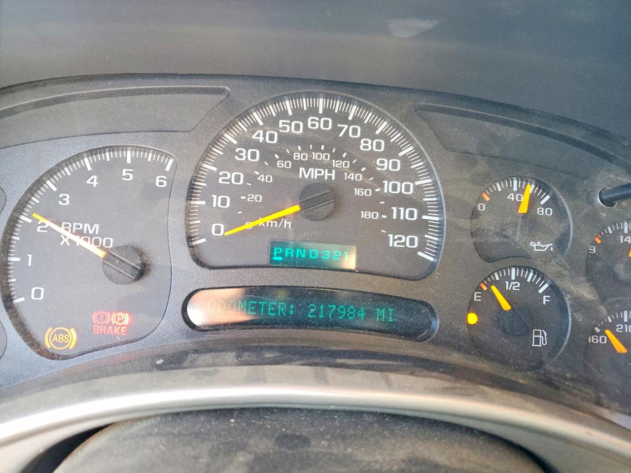 2004 CHEVROLET SILVERADO K1500 photo 9