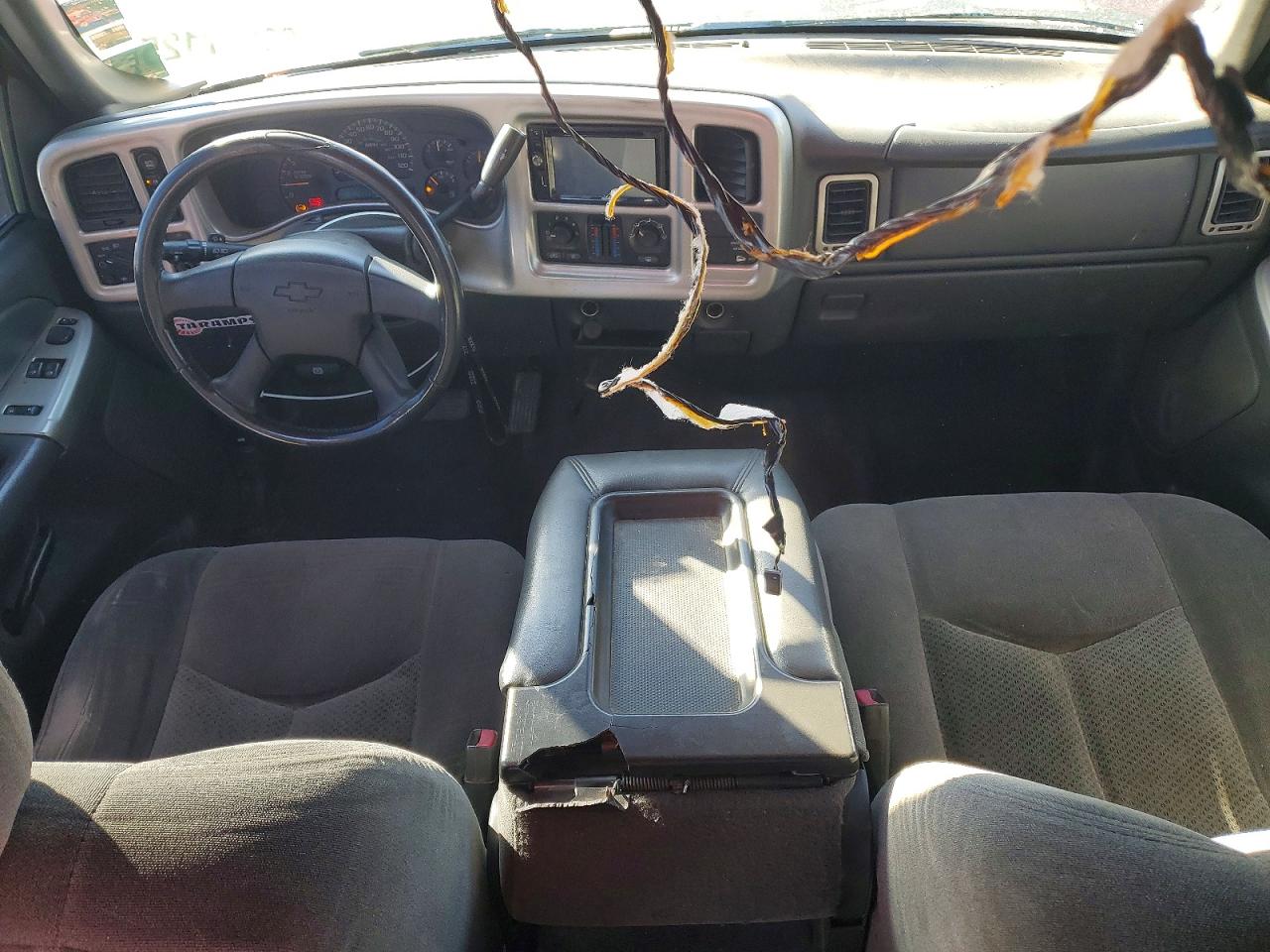 2004 CHEVROLET SILVERADO K1500 photo 8