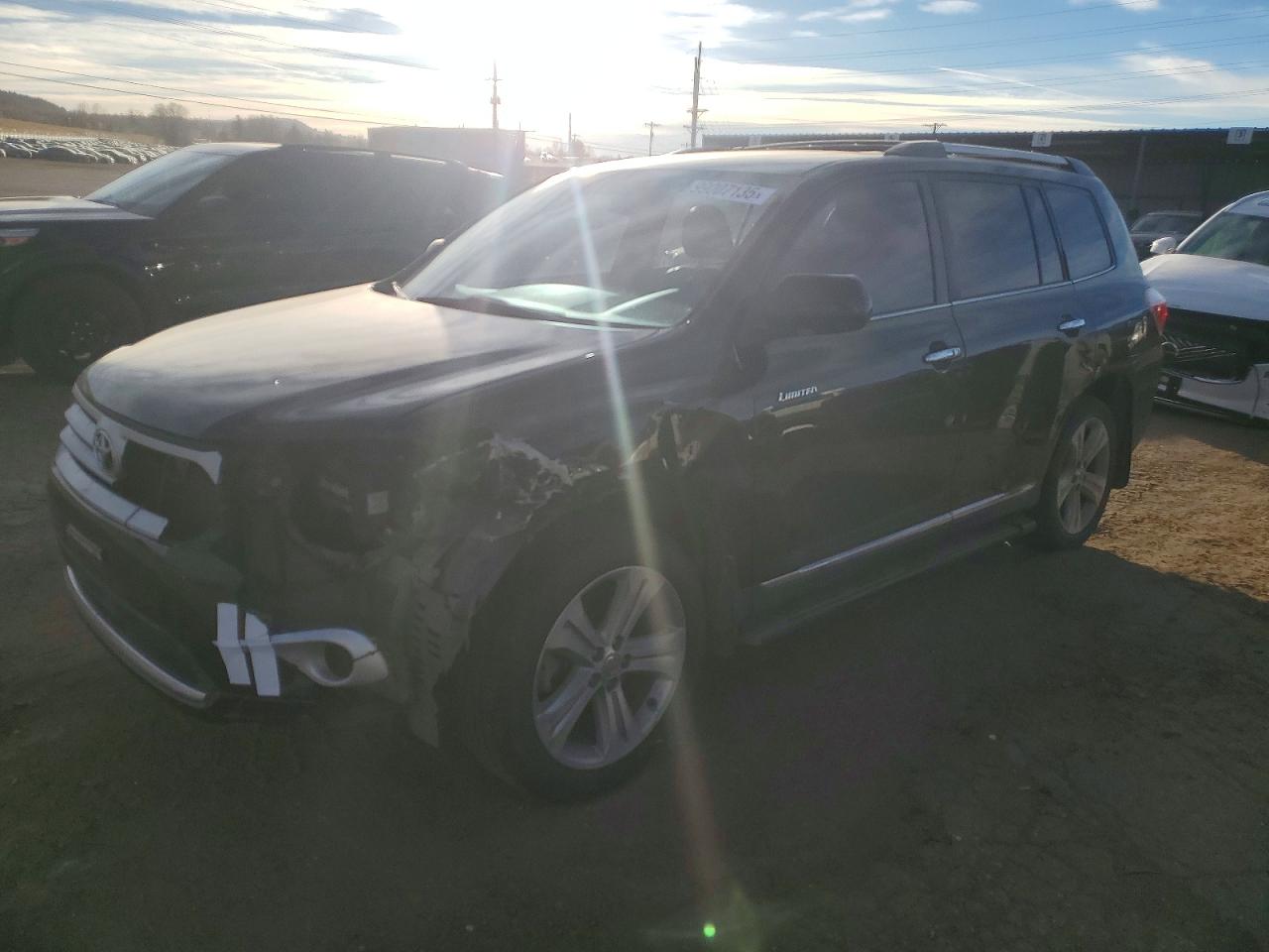 2013 TOYOTA HIGHLANDER