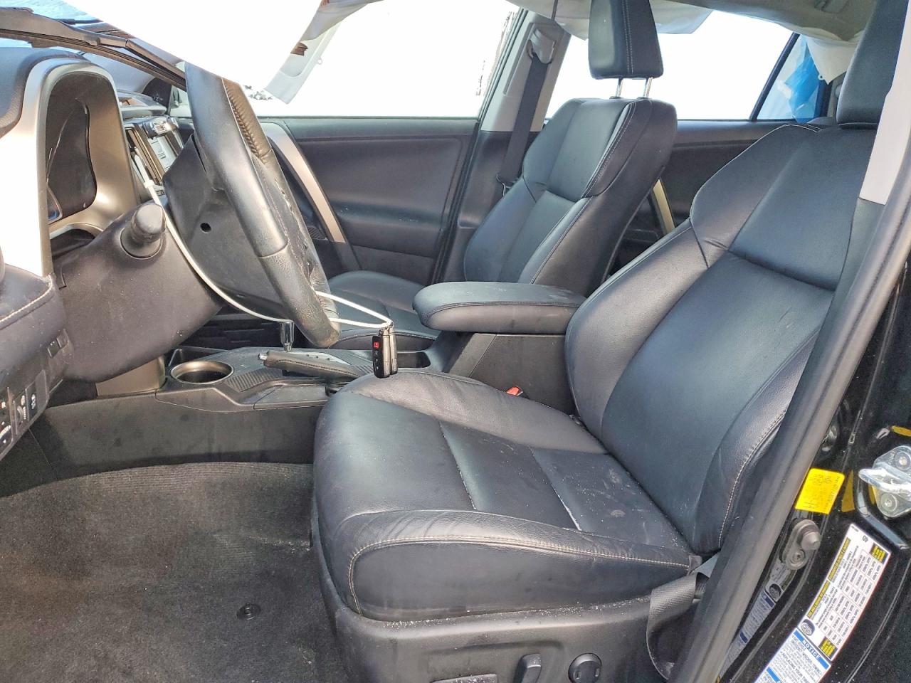 2015 TOYOTA RAV4 LIMITED photo 7
