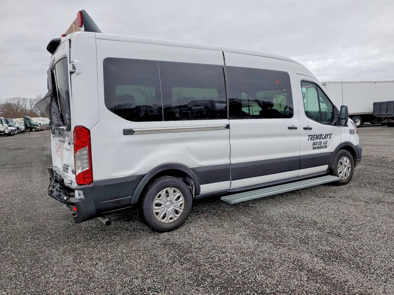 2025 FORD TRANSIT T-350 photo 3