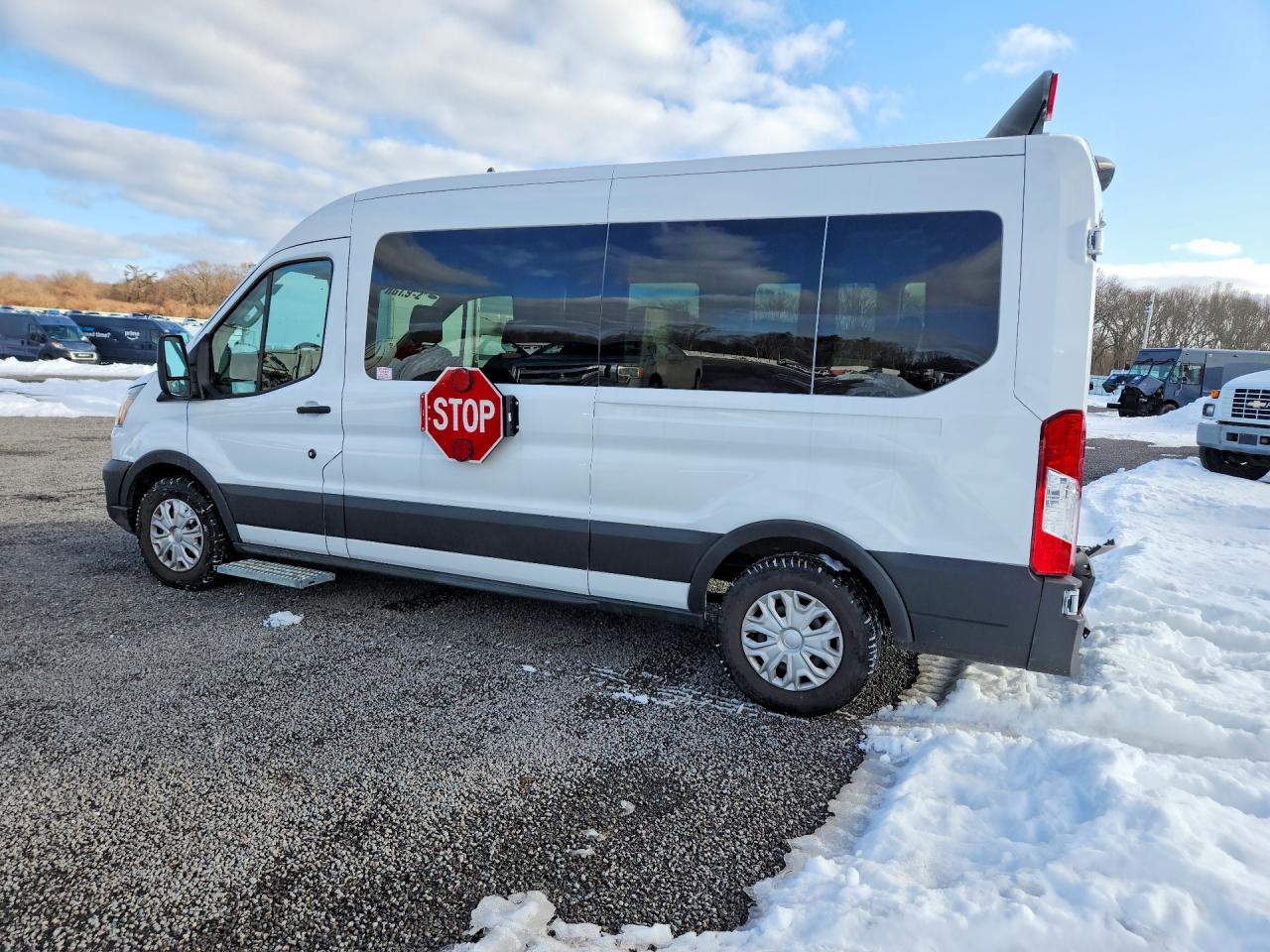 2025 FORD TRANSIT T-350 photo 2