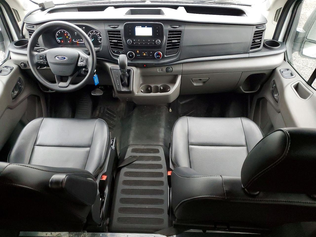 2025 FORD TRANSIT T-350 photo 8