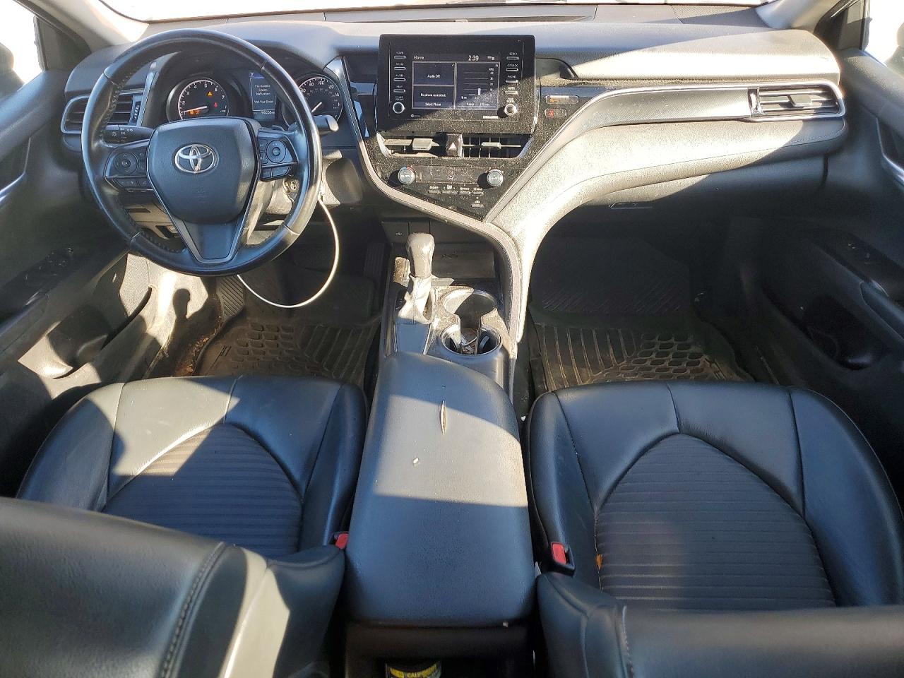 2021 TOYOTA CAMRY SE photo 8
