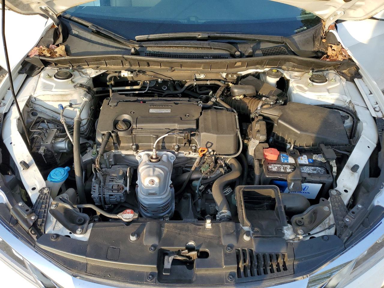 2016 HONDA ACCORD LX photo 11